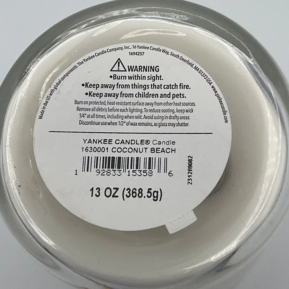 Yankee Candle Coconut Beach 13 oz 2-Wick Medium Jar Scented Candle White 1630001